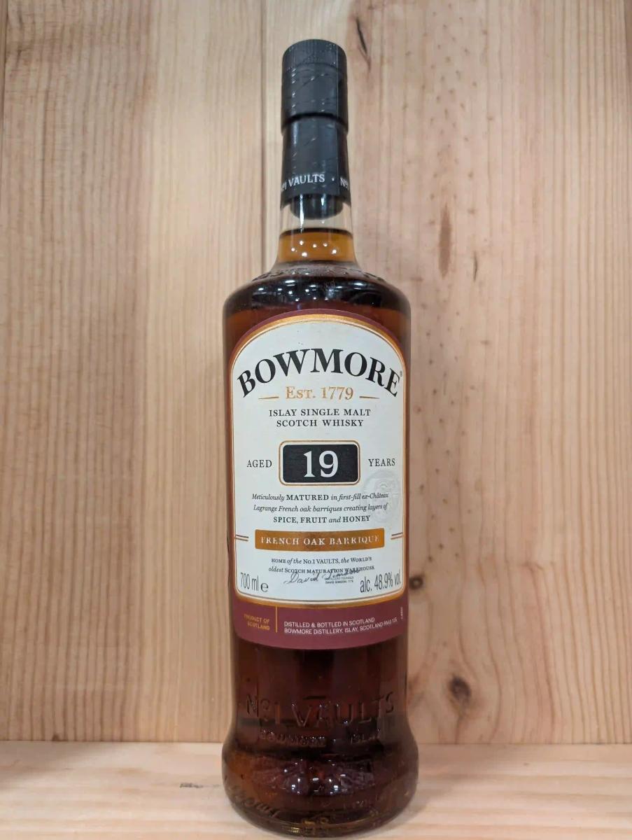 Bowmore 19 Year Old image